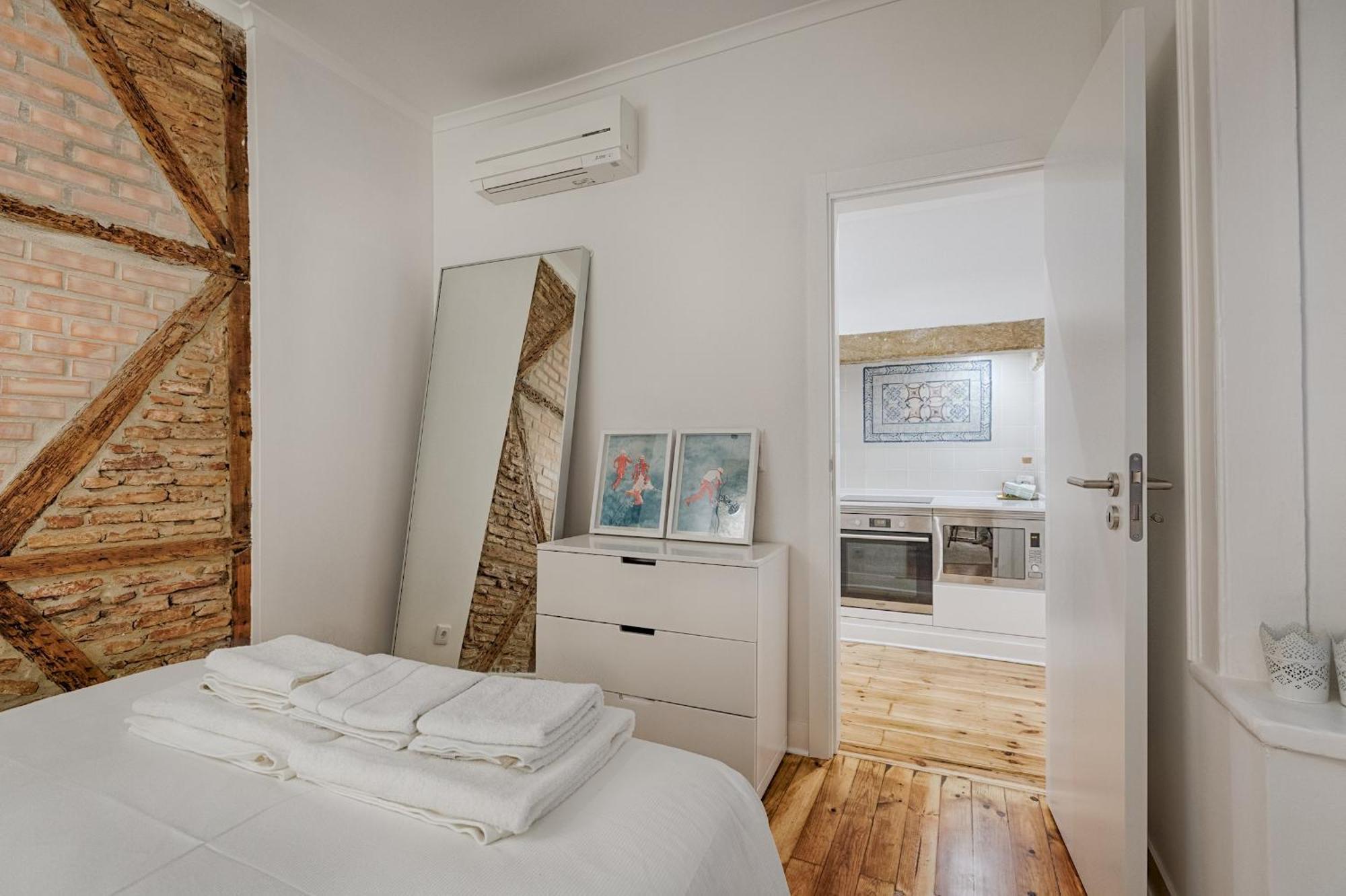 Ferienwohnung Architectural Gem in Bica Lissabon Exterior foto